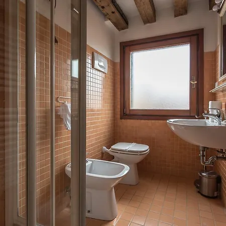 Ca' Roberta شقة *